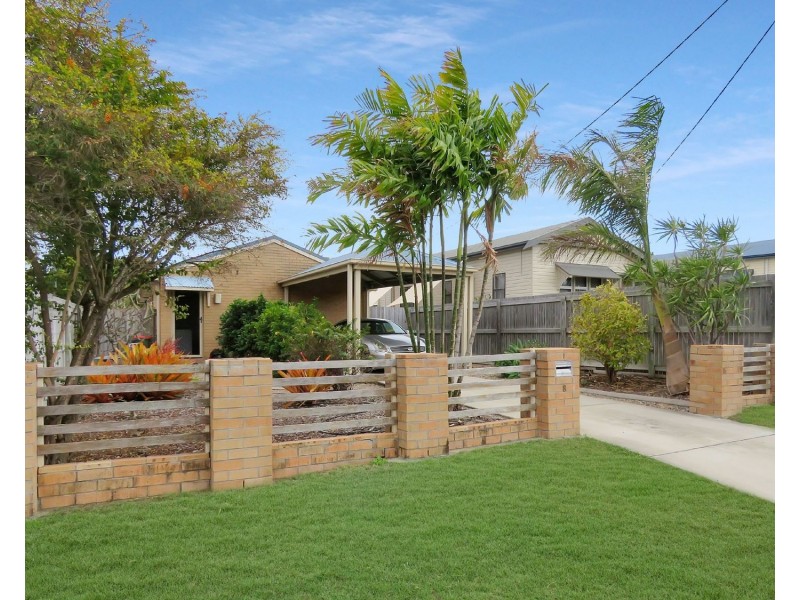 8 Johnston Street, Bowen QLD 4805