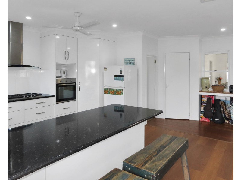 3 Lascelles Lane, Bowen QLD 4805