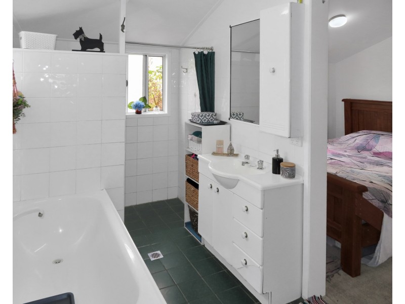 3 Lascelles Lane, Bowen QLD 4805