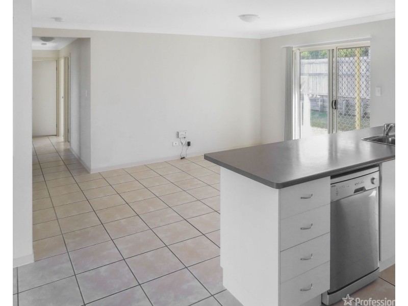 15 Sapphire Crescent, Bowen QLD 4805