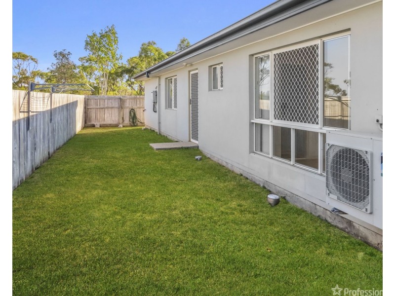 15 Sapphire Crescent, Bowen QLD 4805