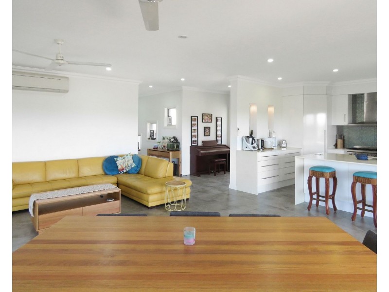 10a Tollington Road, Bowen QLD 4805