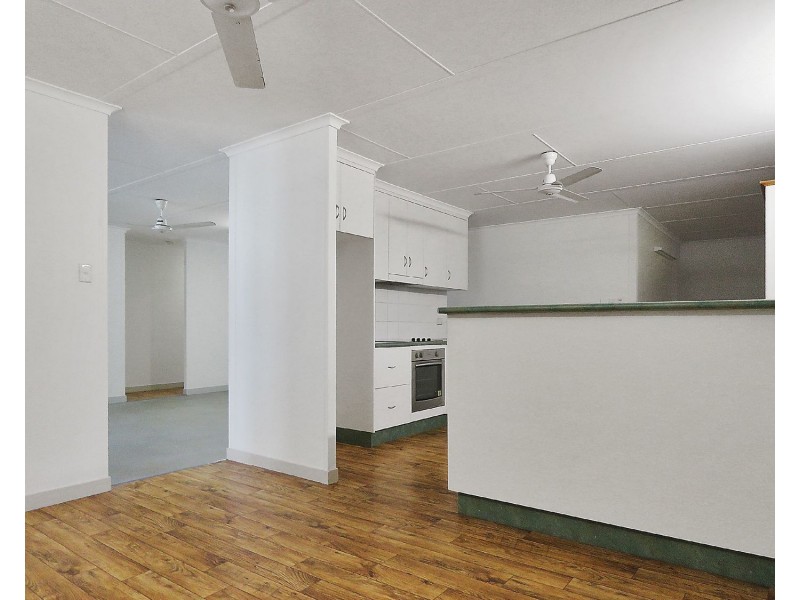 13 Salisbury Crescent, Bowen QLD 4805