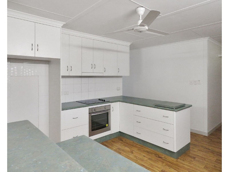 13 Salisbury Crescent, Bowen QLD 4805