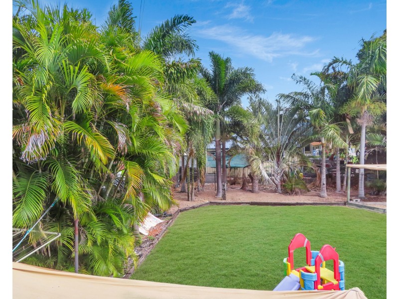 69 Leichhardt Street, Bowen QLD 4805