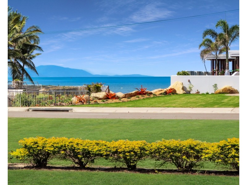 14b Thomas Street, Bowen QLD 4805