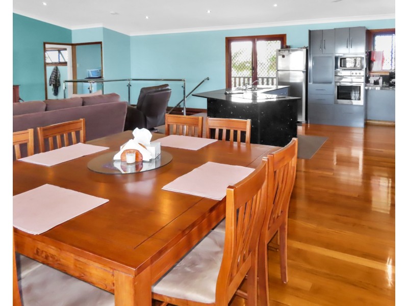14b Thomas Street, Bowen QLD 4805
