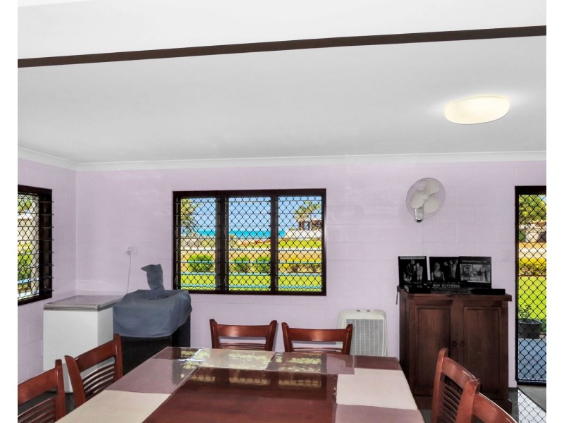 14b Thomas Street, Bowen QLD 4805