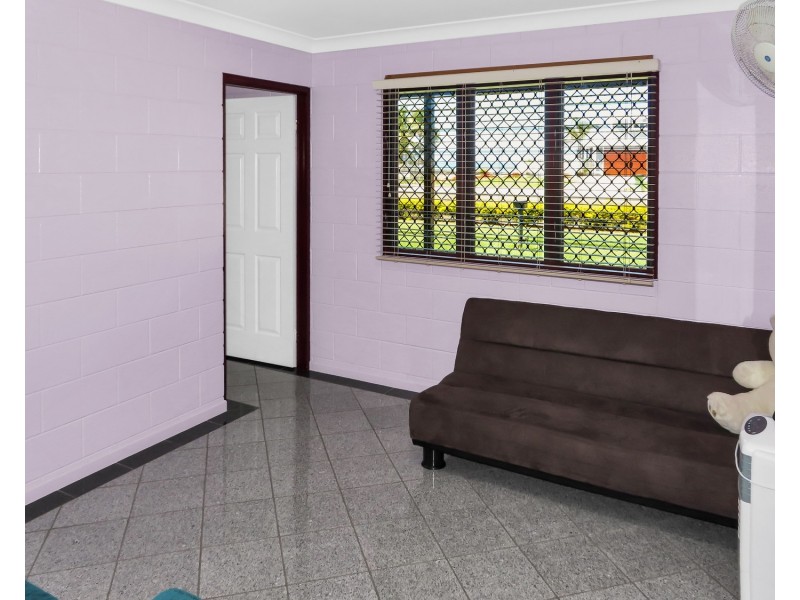 14b Thomas Street, Bowen QLD 4805