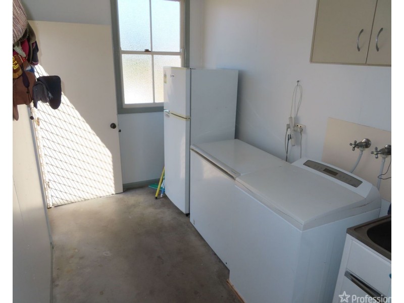 13 Morrill Street, Bowen QLD 4805