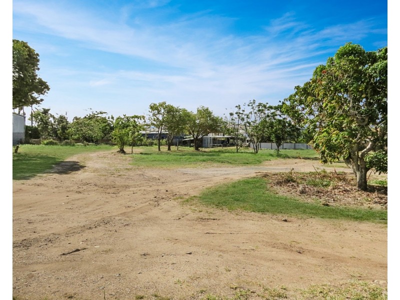 20 Dalrymple Street, Bowen QLD 4805