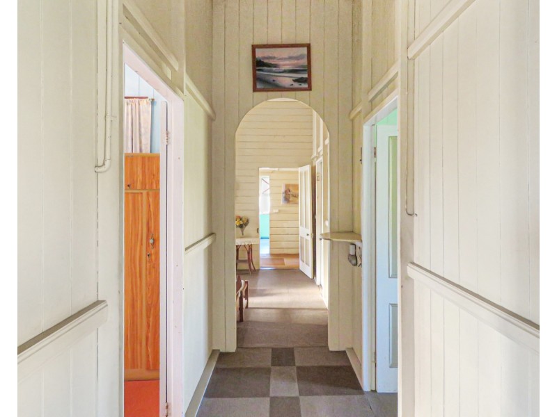 107 Powell Street, Bowen QLD 4805