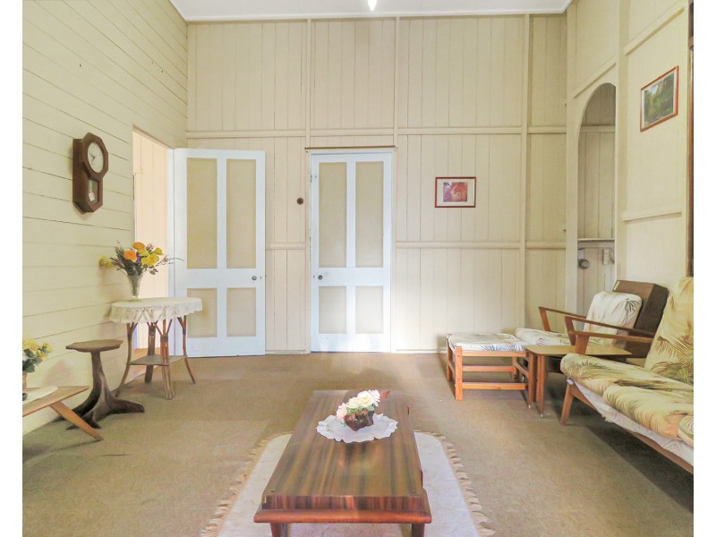 107 Powell Street, Bowen QLD 4805