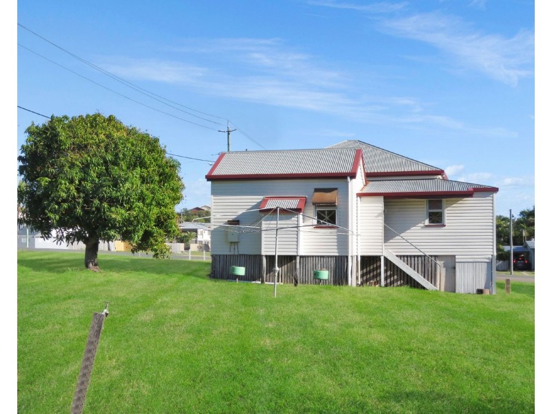 107 Powell Street, Bowen QLD 4805