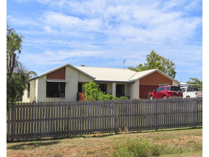 84 Drays Road, Bowen QLD 4805
