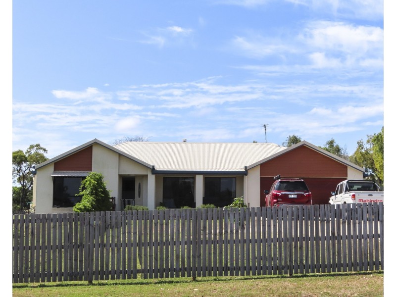 84 Drays Road, Bowen QLD 4805