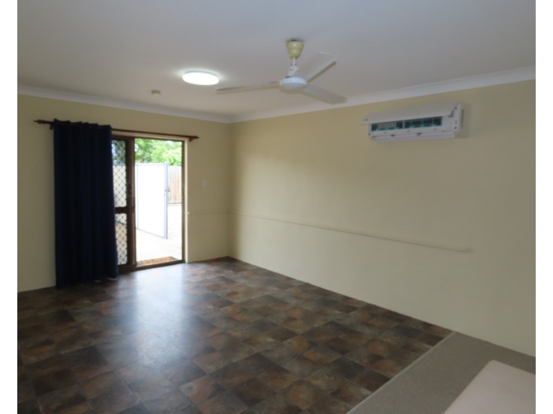 1/20 Marshall Street, Bowen QLD 4805