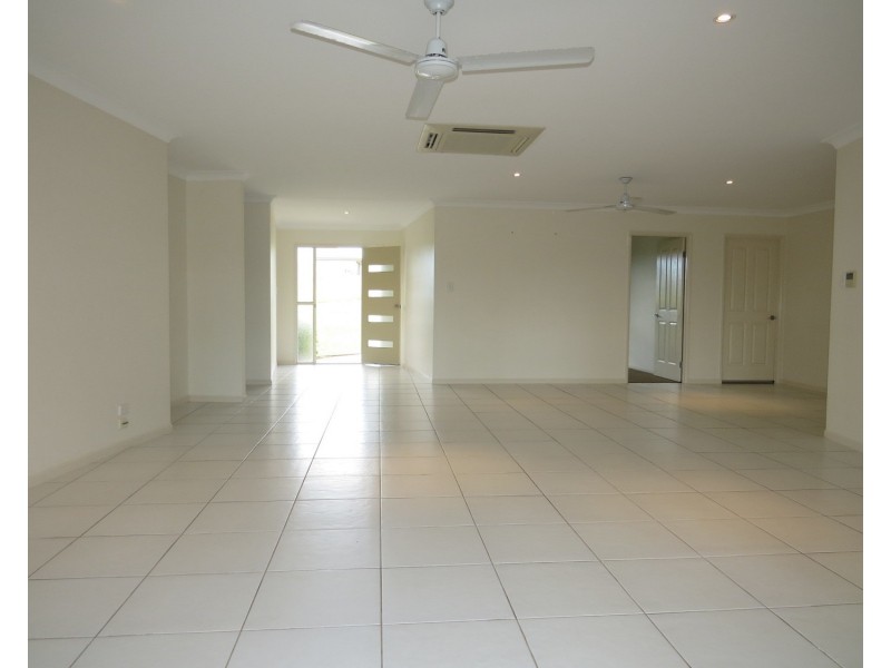 16 Fairway Drive, Bowen QLD 4805