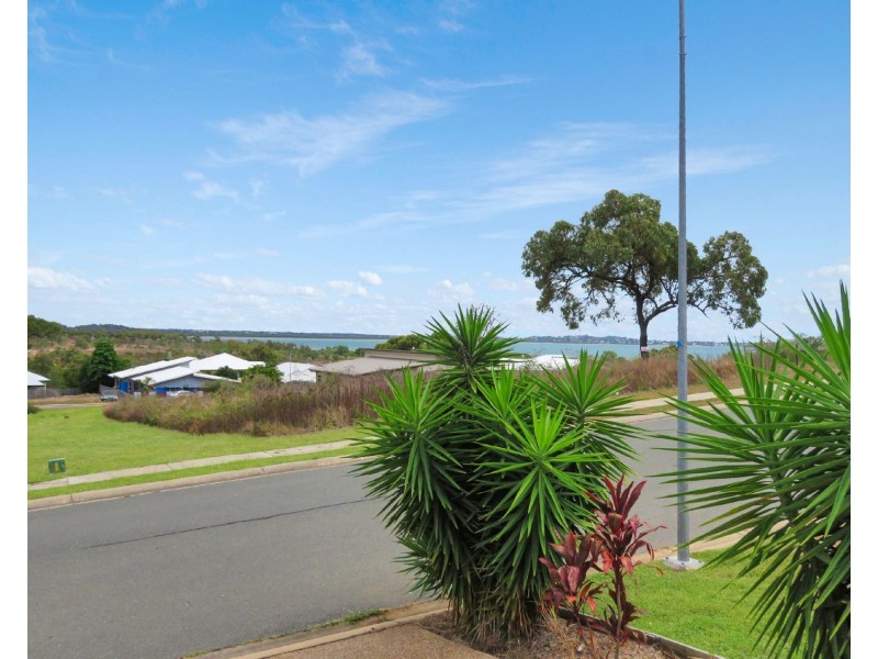 8 Seacove Crescent, Bowen QLD 4805