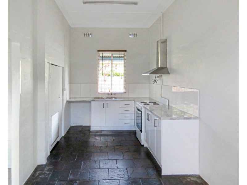 19 Whitsunday Street, Bowen QLD 4805