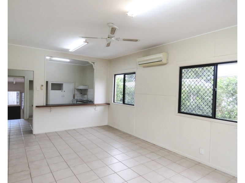 65 Golf Links Road, Bowen QLD 4805