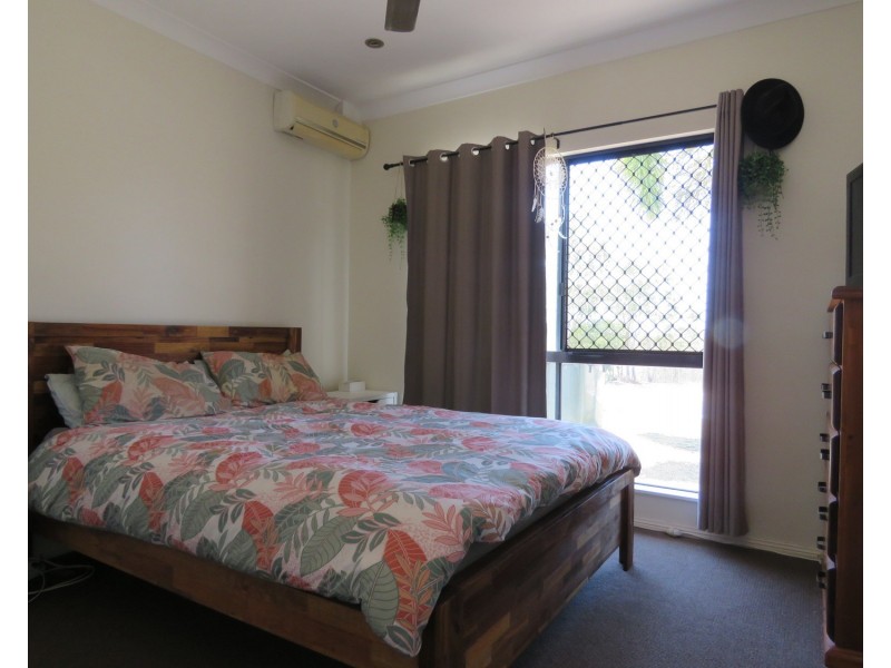 1/13 Queens Road, Bowen QLD 4805