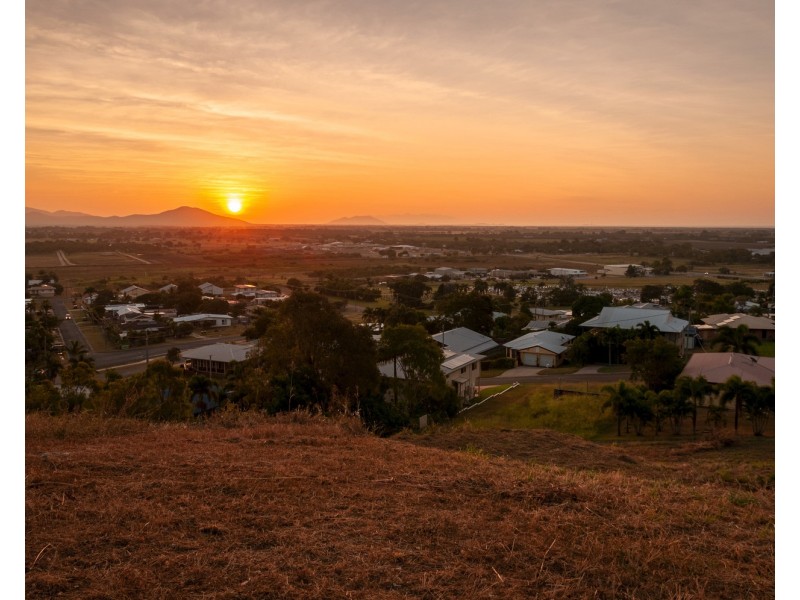 32 Tynwald Avenue, Bowen QLD 4805
