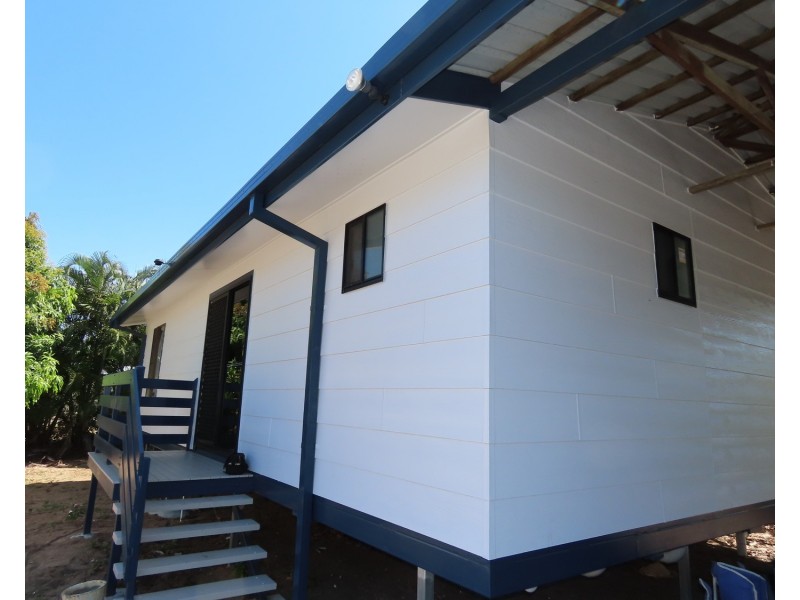 2/79 Horseshoe Bay Road, Bowen QLD 4805