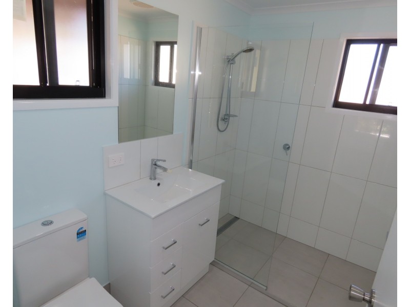 2/79 Horseshoe Bay Road, Bowen QLD 4805