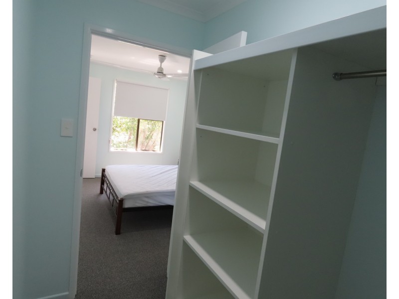 2/79 Horseshoe Bay Road, Bowen QLD 4805