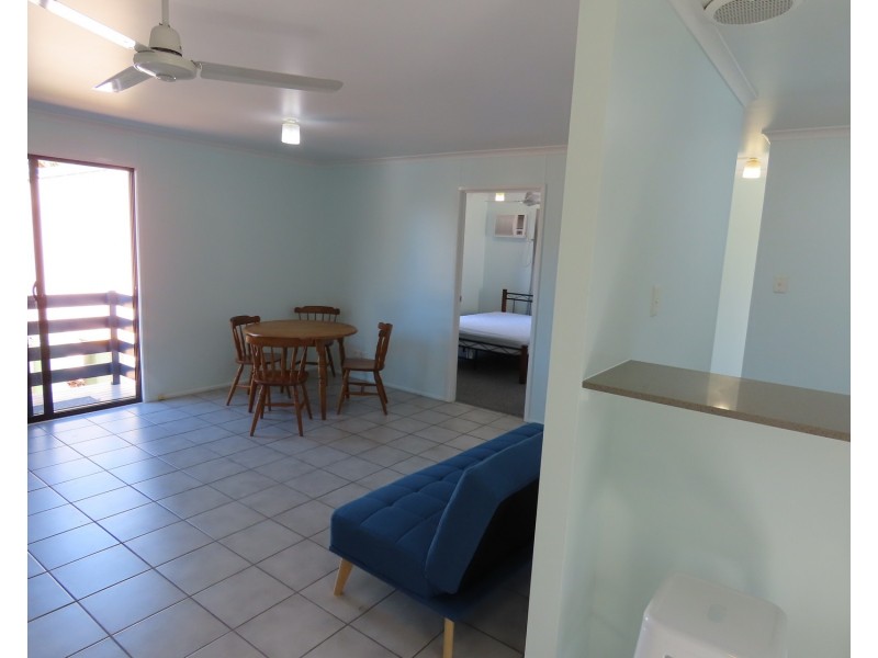 2/79 Horseshoe Bay Road, Bowen QLD 4805