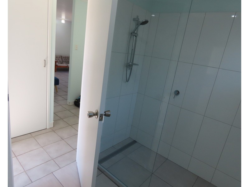 2/79 Horseshoe Bay Road, Bowen QLD 4805