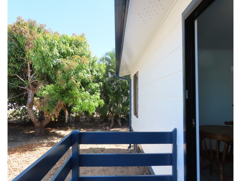 2/79 Horseshoe Bay Road, Bowen QLD 4805