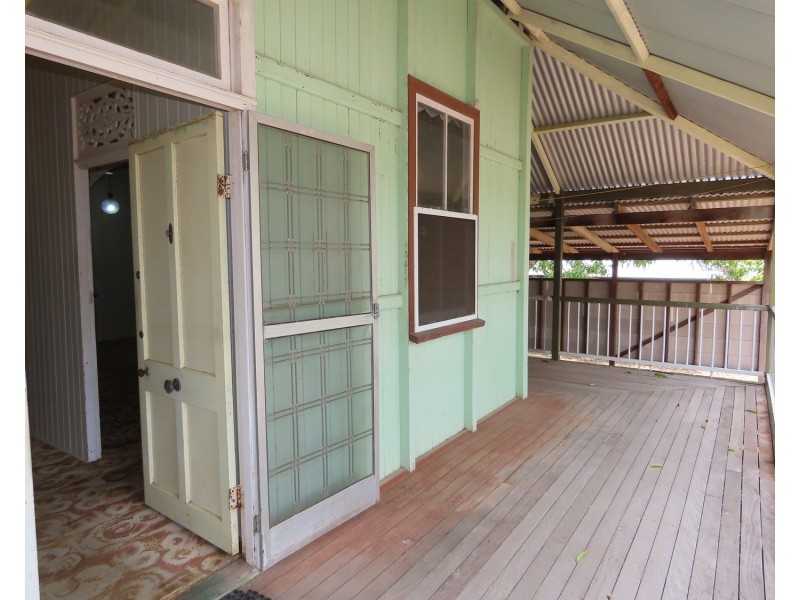 13 Livingstone Street, Bowen QLD 4805