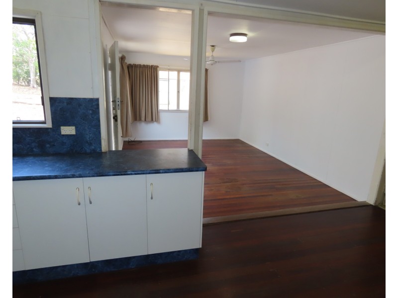 13 Livingstone Street, Bowen QLD 4805