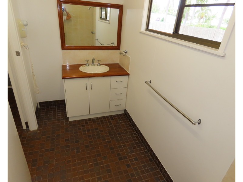 13 Livingstone Street, Bowen QLD 4805