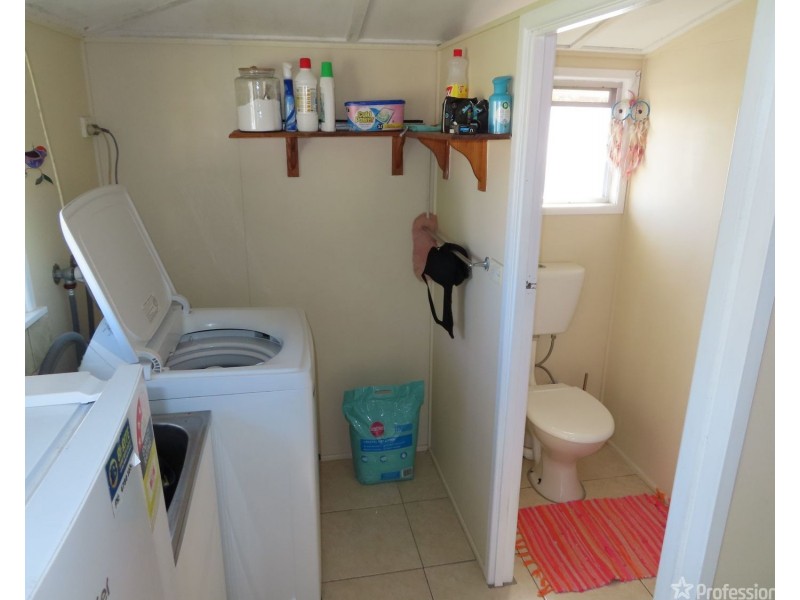 55 Poole Street, Bowen QLD 4805
