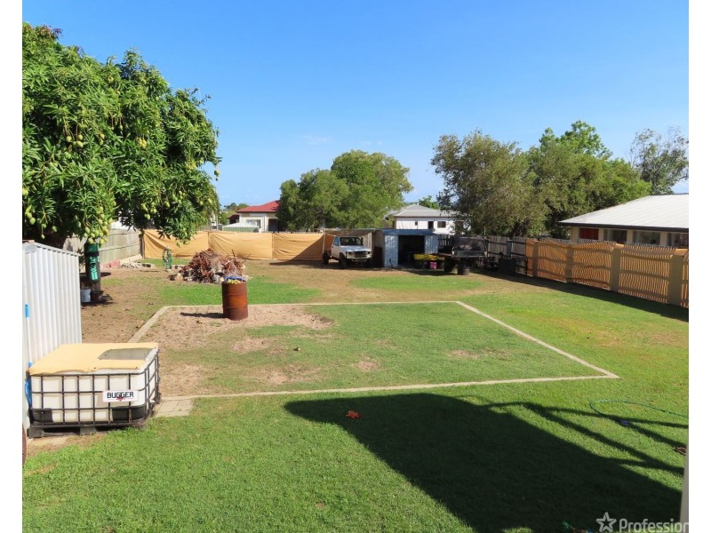 55 Poole Street, Bowen QLD 4805