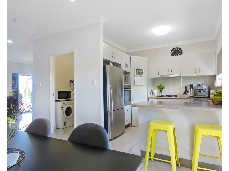 2 Seabreeze Crescent, Bowen QLD 4805