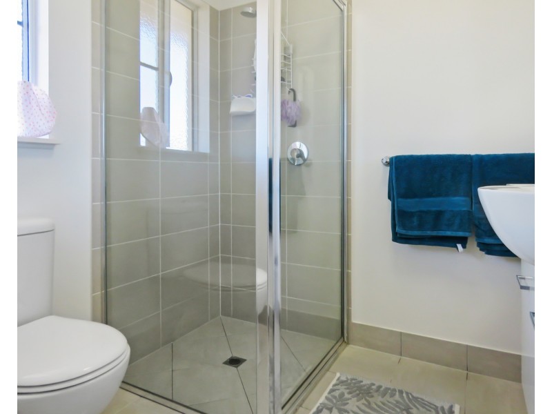 2 Seabreeze Crescent, Bowen QLD 4805