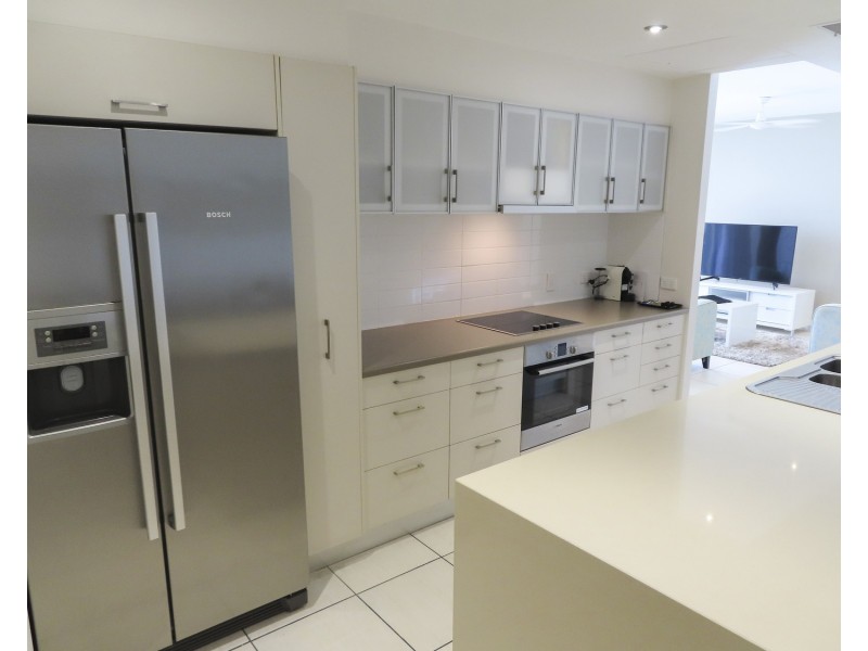 17/2b Horseshoe Bay Road, Bowen QLD 4805