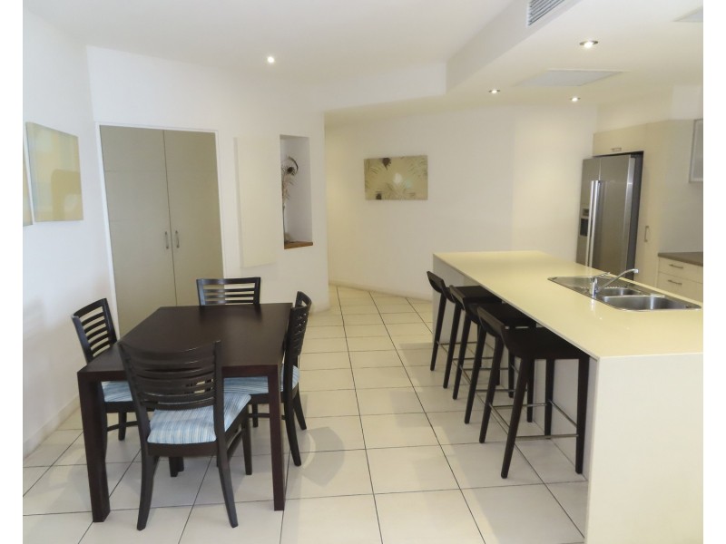 17/2b Horseshoe Bay Road, Bowen QLD 4805