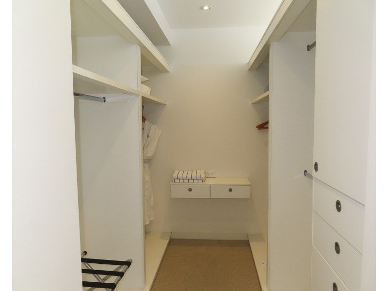 17/2b Horseshoe Bay Road, Bowen QLD 4805