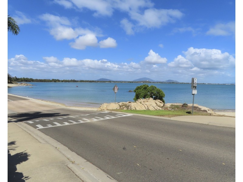 17/2b Horseshoe Bay Road, Bowen QLD 4805