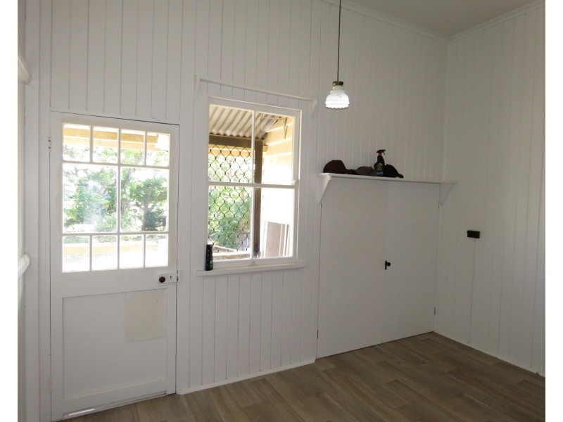 18 George Street, Bowen QLD 4805