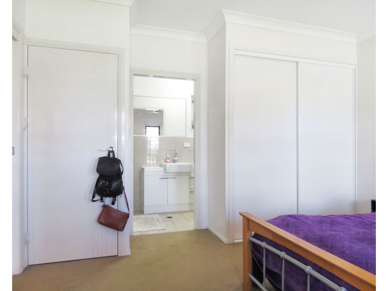 28 Skene Street, Bowen QLD 4805