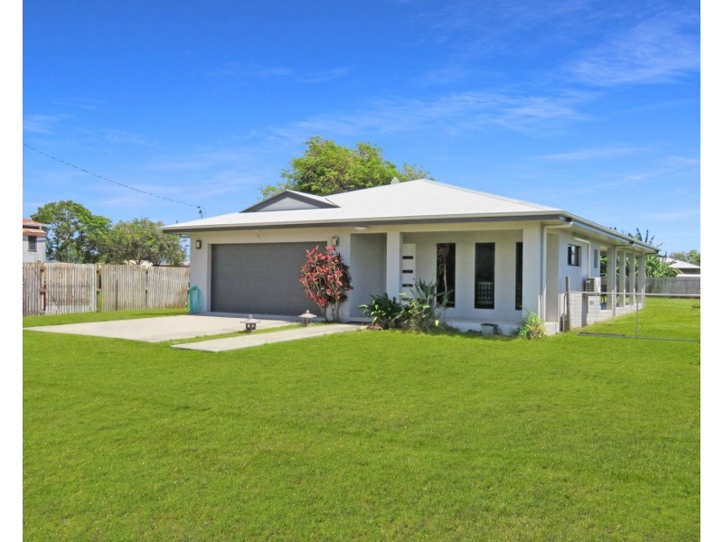 28 Skene Street, Bowen QLD 4805