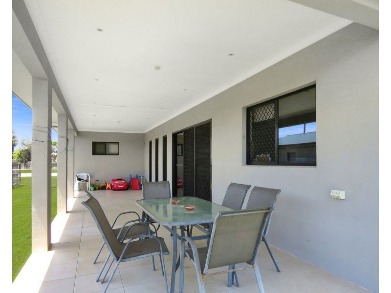 28 Skene Street, Bowen QLD 4805