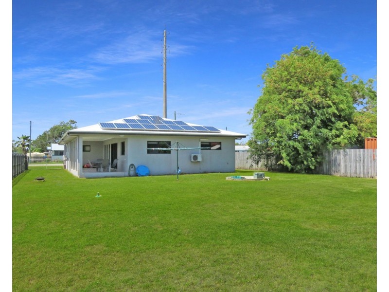 28 Skene Street, Bowen QLD 4805