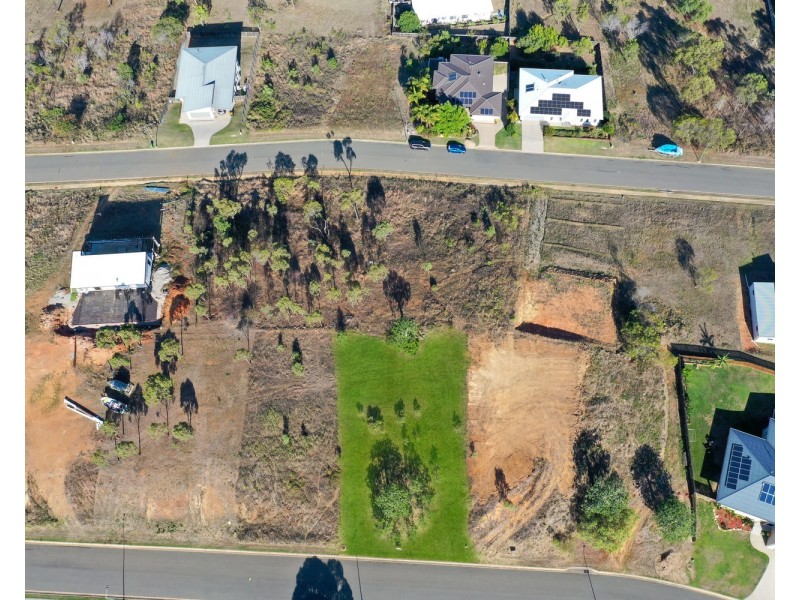 12 Harbour View Terrace, Bowen QLD 4805